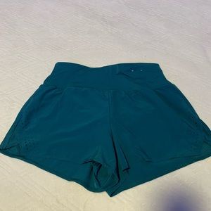 Xersion teal shorts